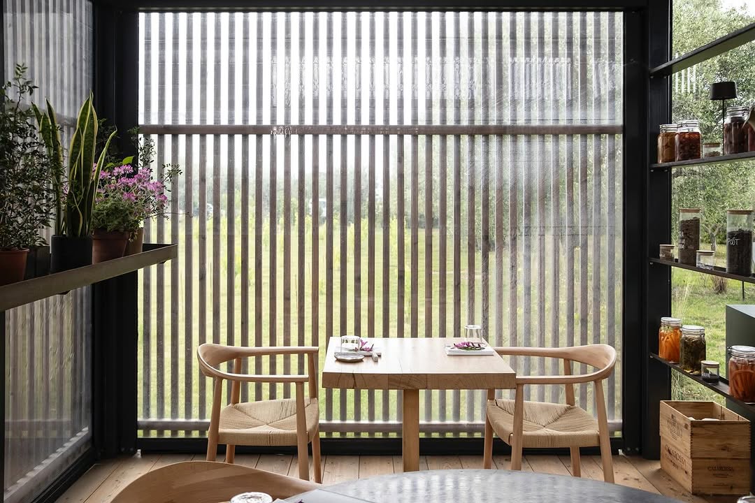 AAA