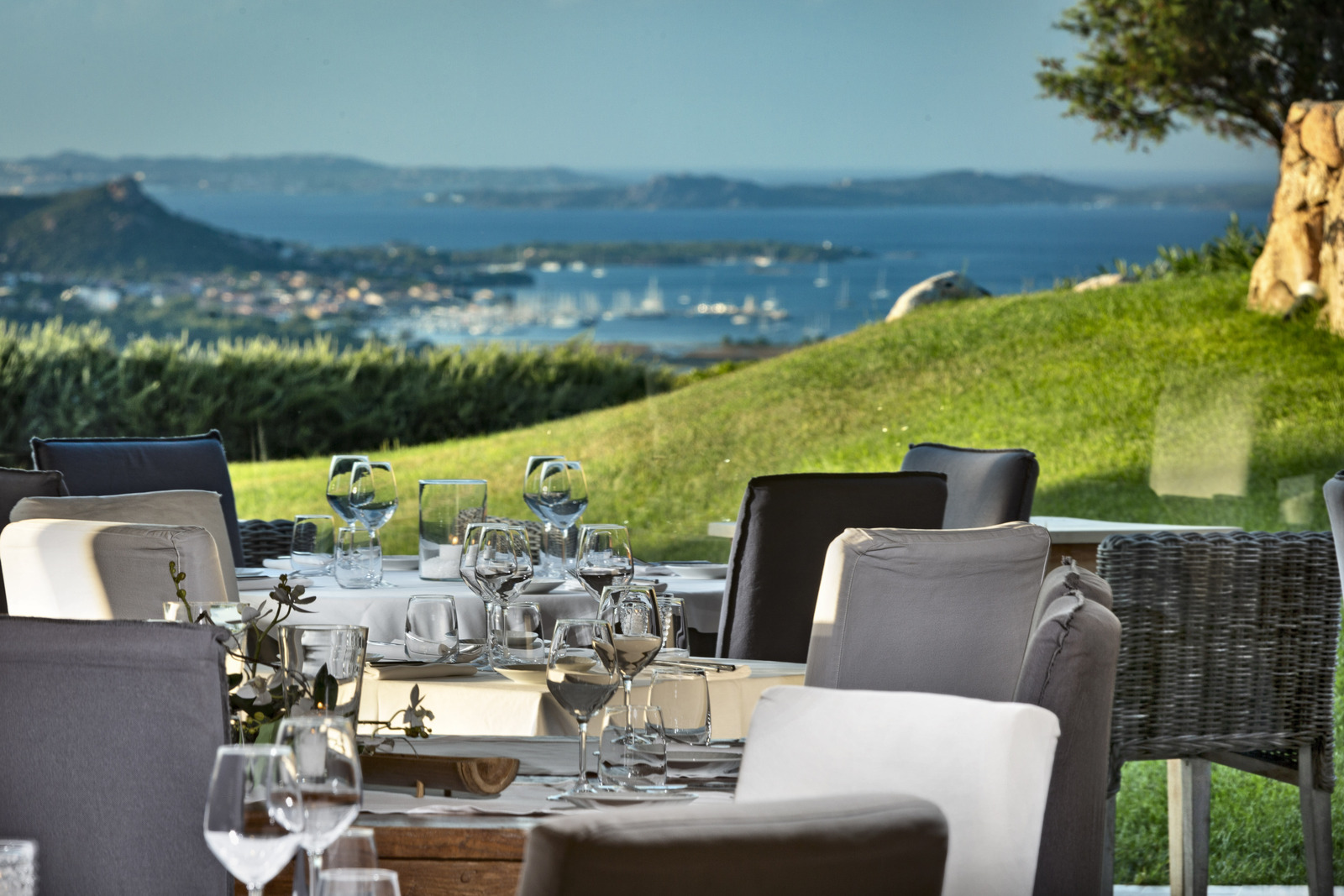 Tavoli con vista sull'Arcipelago di La Maddalena